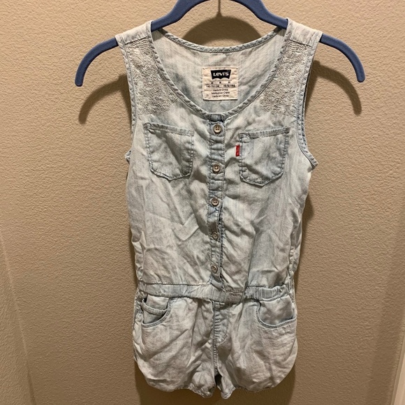 Levi's Other - Levi's White Wash Romper w/ Embroideries